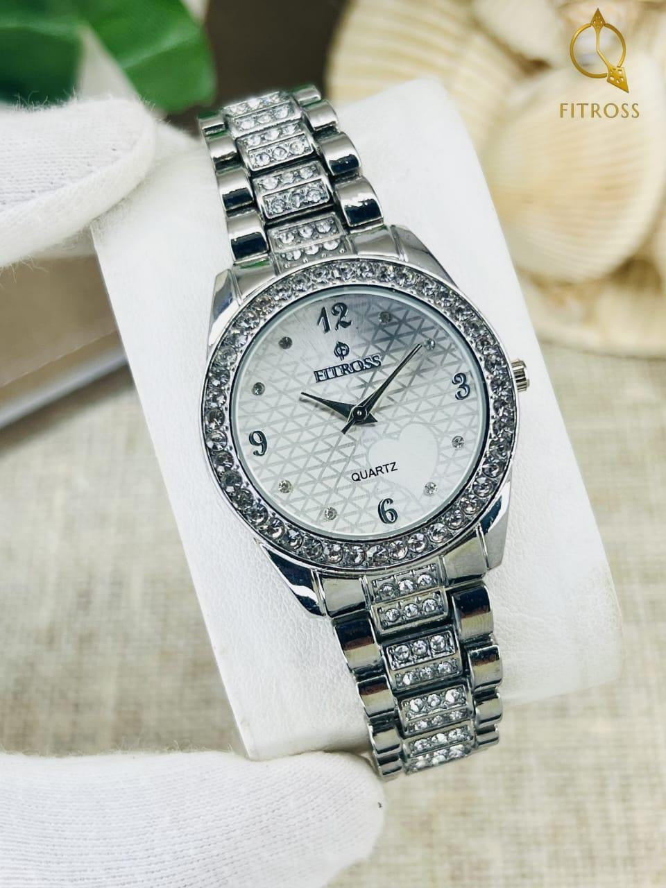Women’s Quartz Chain Strap Watch