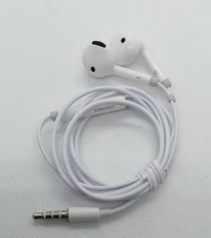 Clear Voice Wired Earphones White